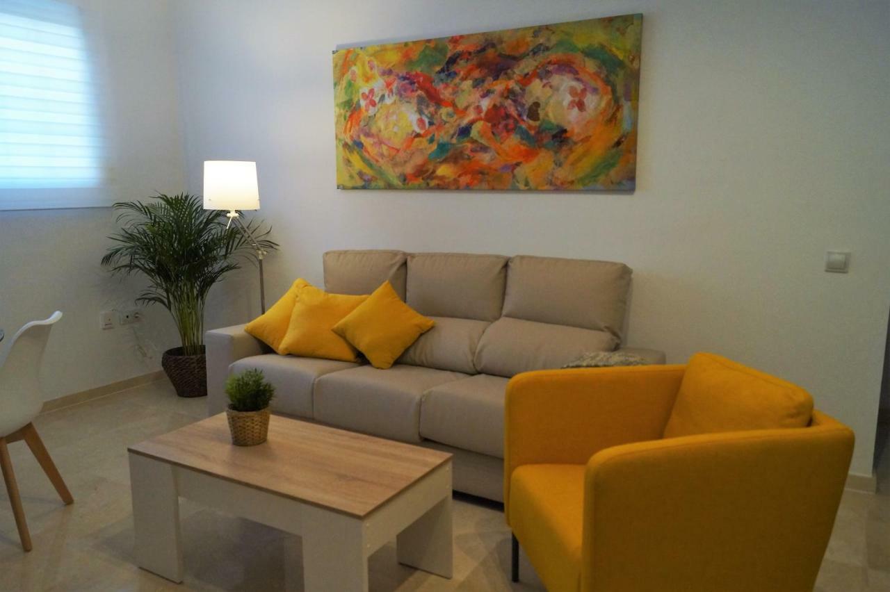 Apartamento Plaza Alfonso XII Malaga Exterior photo
